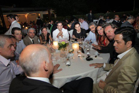 Εκ μέρους του Γραφείου Τύπου της Κοινοβουλευτικής Ομάδας του ΠΑΣΟΚ, στο δείπνο του πρωθυπουργού, Γ.Παπανδρέου, προς τους βουλευτές του ΠΑΣΟΚ  2009-2011